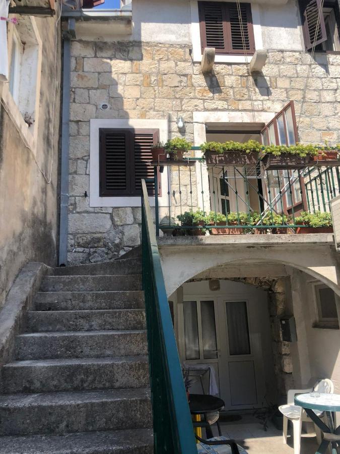 Old Town Apartment Nina 1 Split Dış mekan fotoğraf