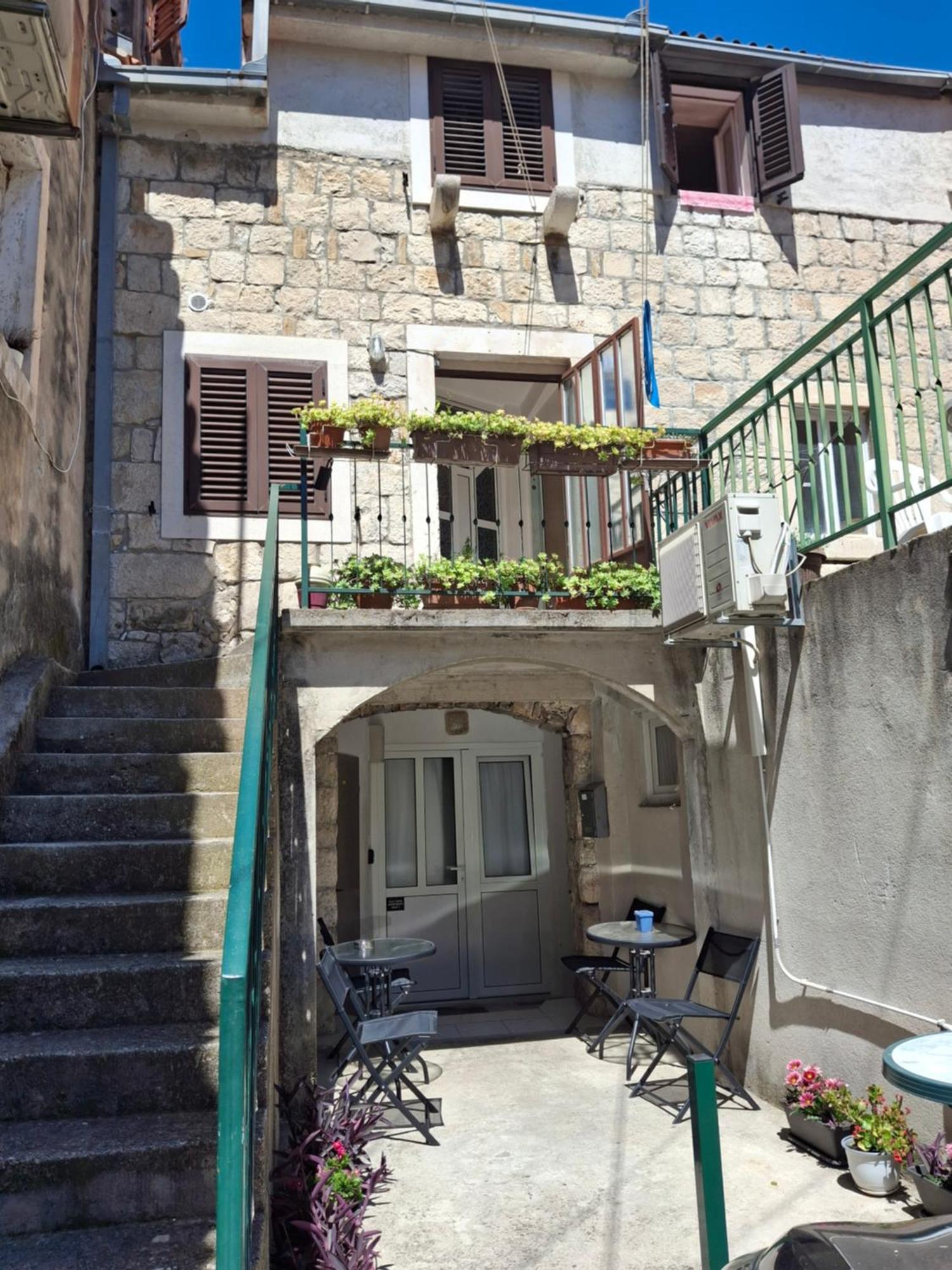Old Town Apartment Nina 1 Split Dış mekan fotoğraf